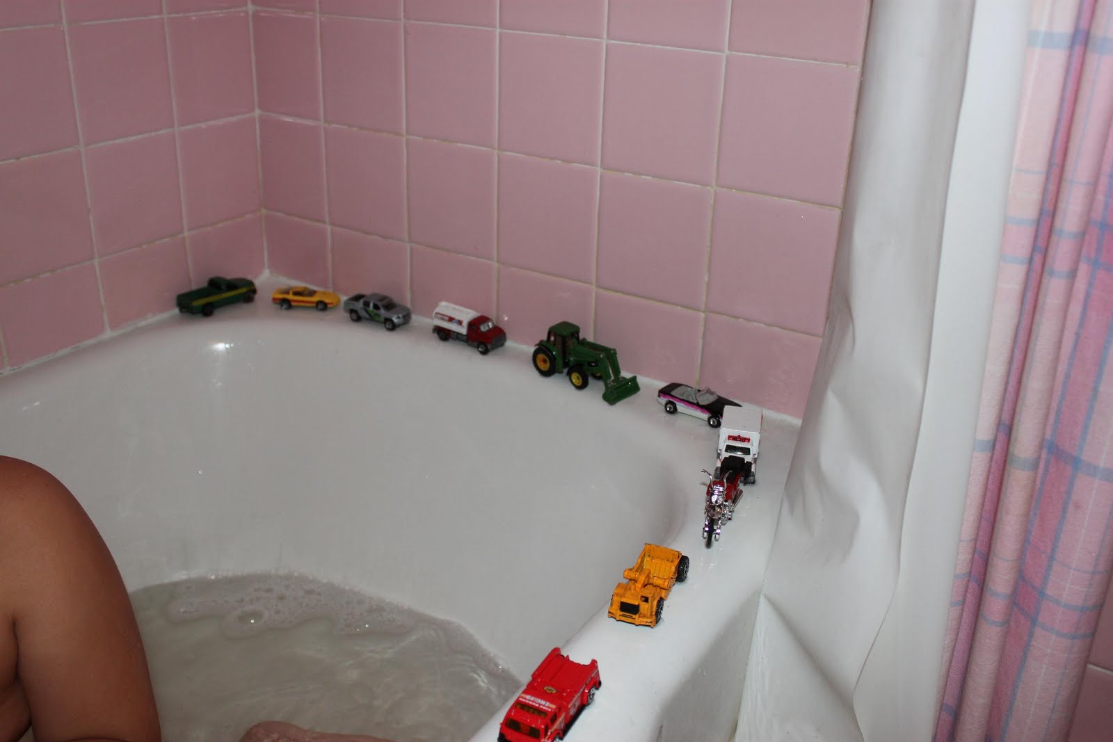 The McHugh Family Rub a Dub Dub....Were playing in the tub!!!