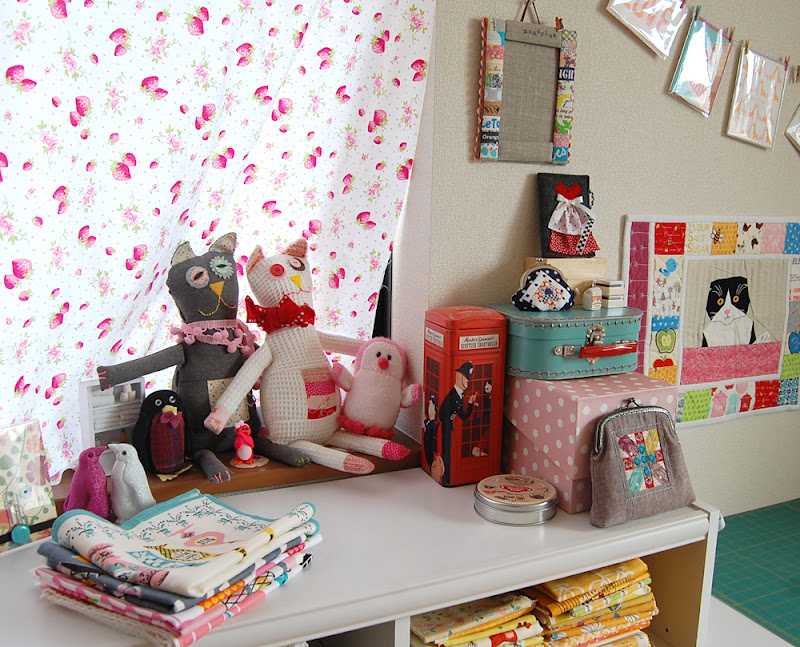 Lawson and Lotti: Sundays Sewing Space - Ayumi from Pink Penguin