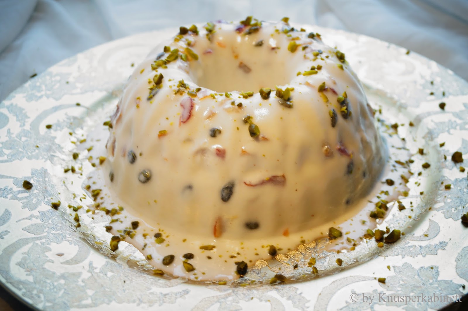 Knusperkabinett: Mandeleis alla Cassata mit kandierten Früchten und ... Knusperkabinett: Mandeleis alla Cassata mit kandierten Früchten und ...