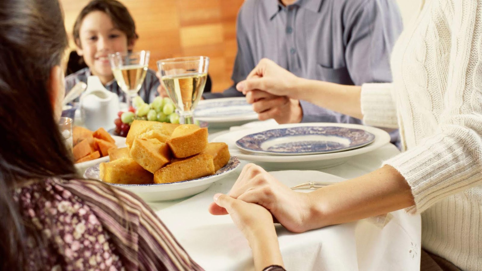 Contoh DOA Makan Kristen Singkat Menggunakan Bahasa Yang Baik dan Benar