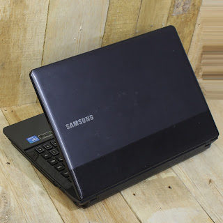 Laptop Gaming Samsung NP300E4X