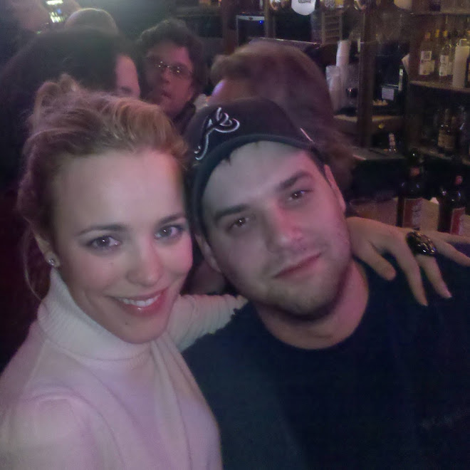 Photo : レイチェル・マクアダムスと偶然に飲み屋で会ったファンの人