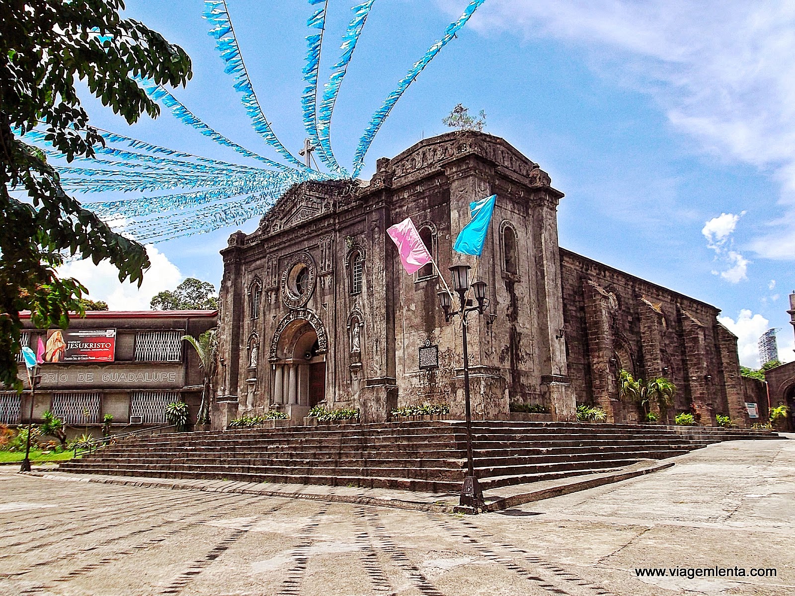 Dias 168 a 179 da viagem: Metro Manila e Anilao, nas Filipinas Relato de viagem a região metropolitana de Manila e a área Intramuros e bairro Guadalupe e à praia de Anilao, nas Filipinas.