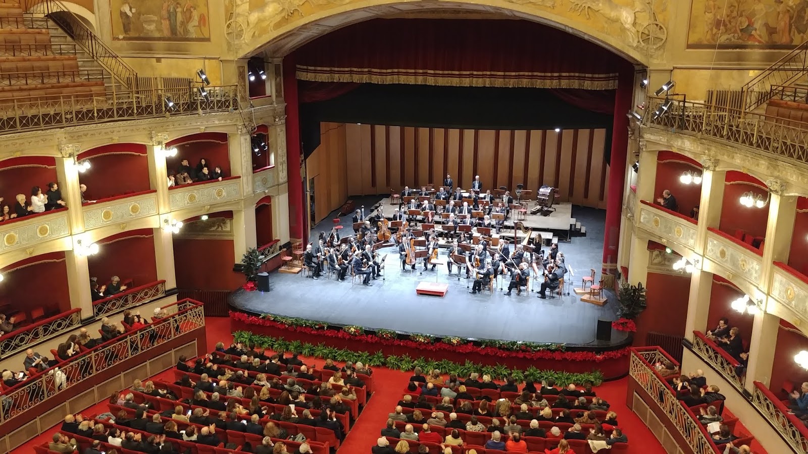 Reportage On Way Teatro Politeama Palermo