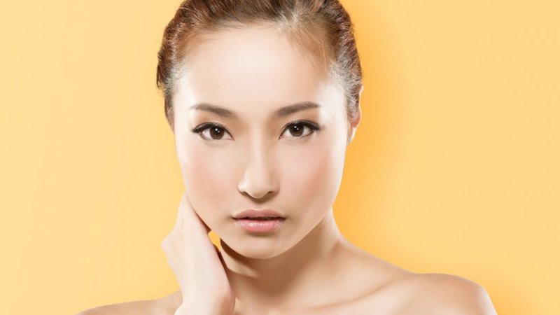 Glass skin Stunning makeup trends you'll be trying in 2019
