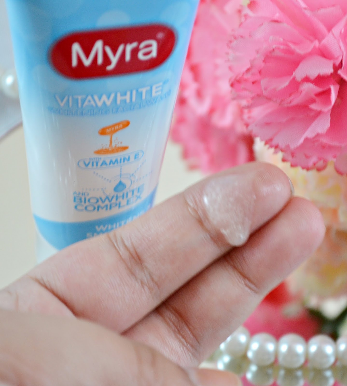 acti white face wash review