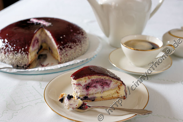 Blaubeer-Kuppeltorte