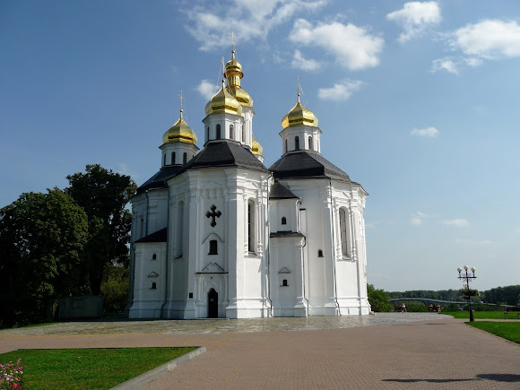 Чернігів. Проспект Миру. Катерининська церква. 1715 р. Чернігів. Проспект Миру. Катерининська церква. 1715 р.