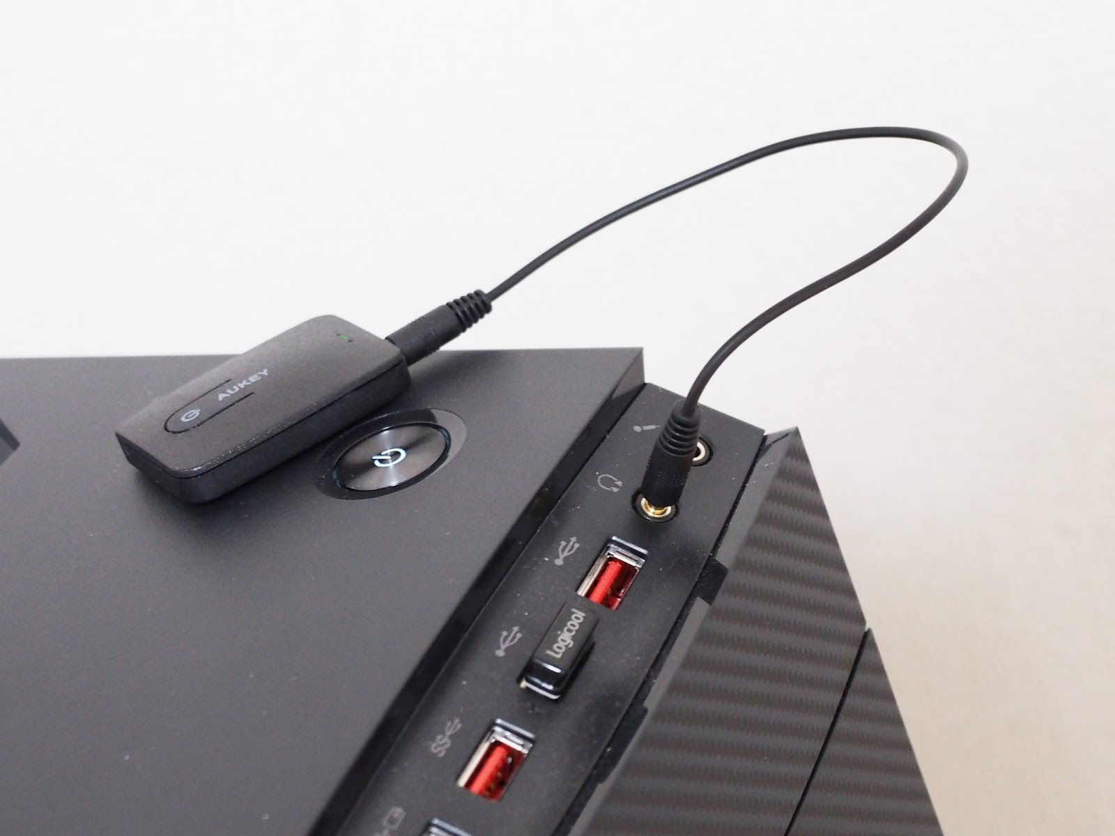 驚くほど簡単にワイアレス化！イヤホンジャックがある機器なら、再生側も受信側もアナログでもBluetooth接続化できちゃう凄いアイテム