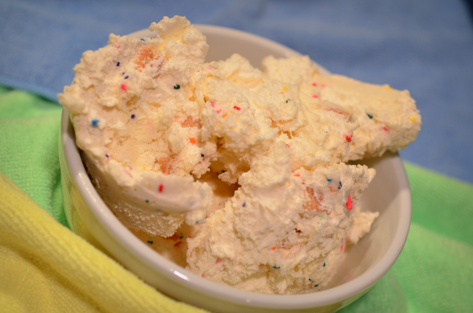 food and ice cream recipes REVIEW Breyer's Blasts Birthday Blast