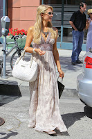 Paris Hilton hot in a summer dress