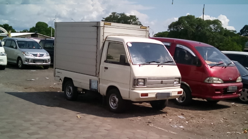 Suzuki Carry 1000 St100 Mobil Motor Lama