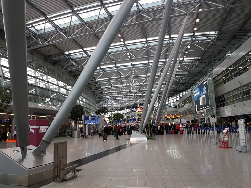 Dall'aeroporto di Dusseldorf al centro città con i mezzi pubblici