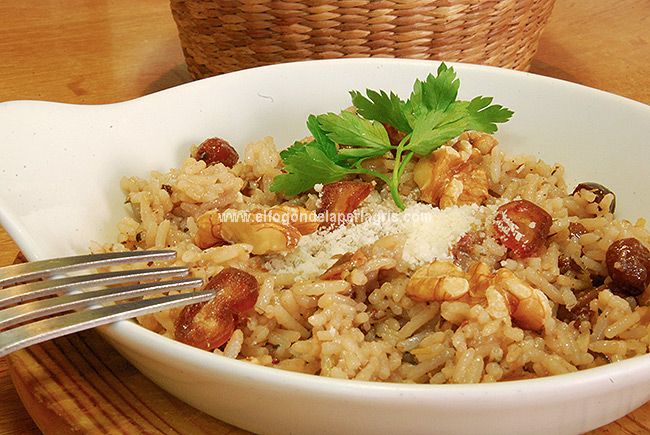 Arroz con frutos secos Arroz con frutos secos