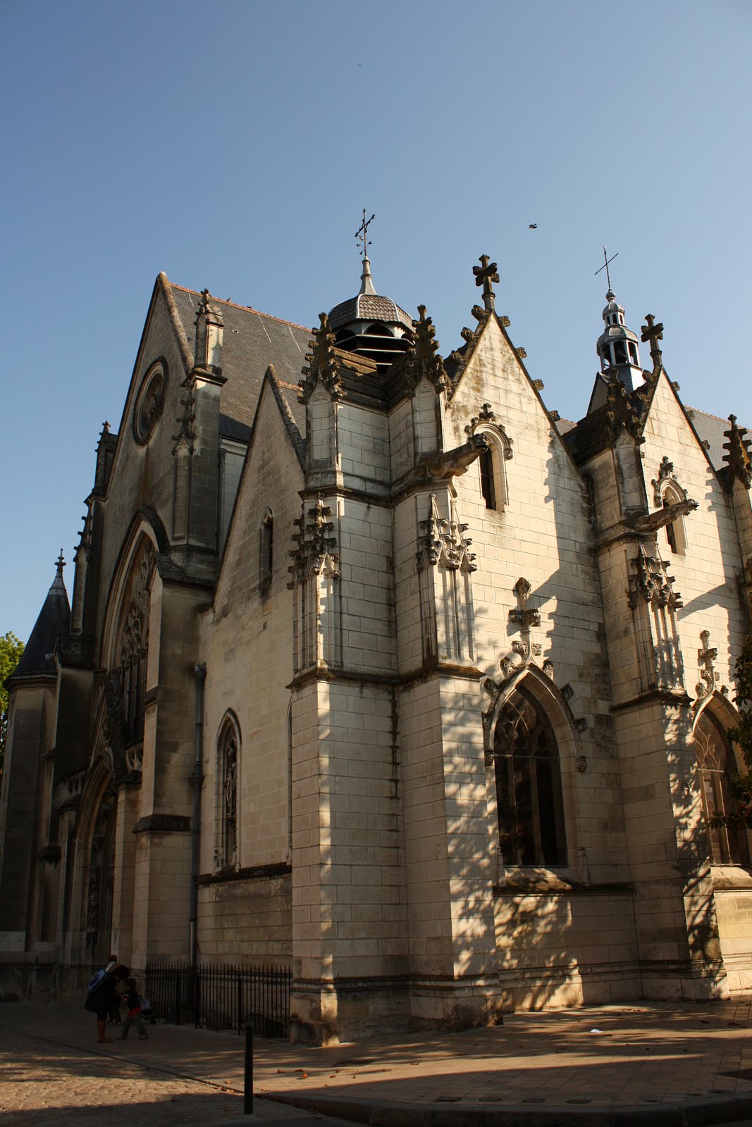 Borderlands Tours NotreDame la Riche (présentation)