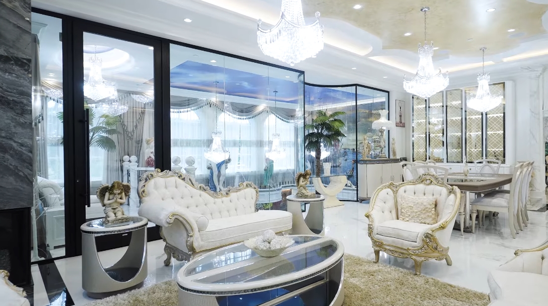 75 Interior Design Photos vs. 1487 Minto Crescent, Vancouver Luxury Mansion Tour