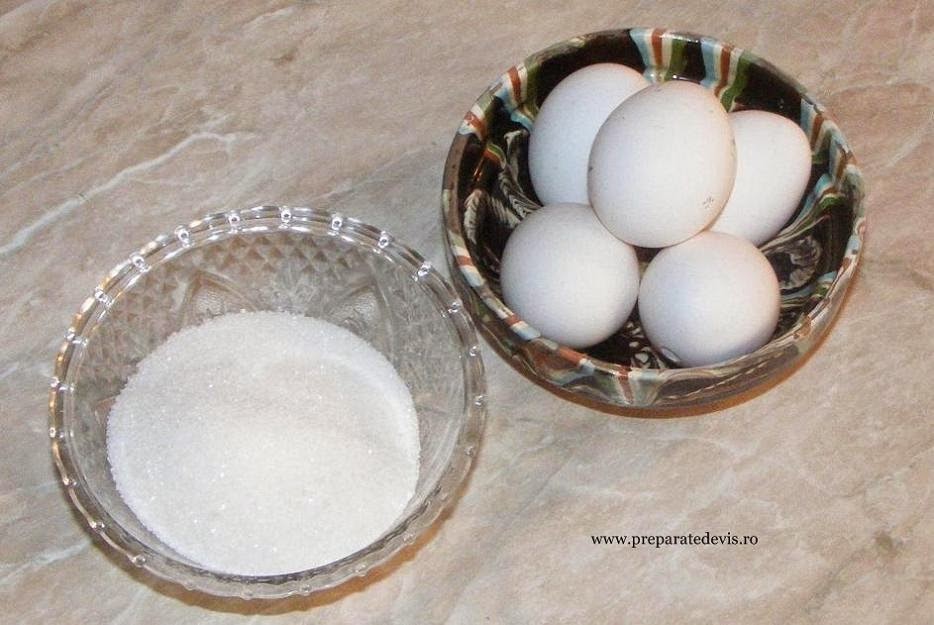 ingrediente pentru bezea din albus de ou cu zahar pentru prajituri, retete culinare, 