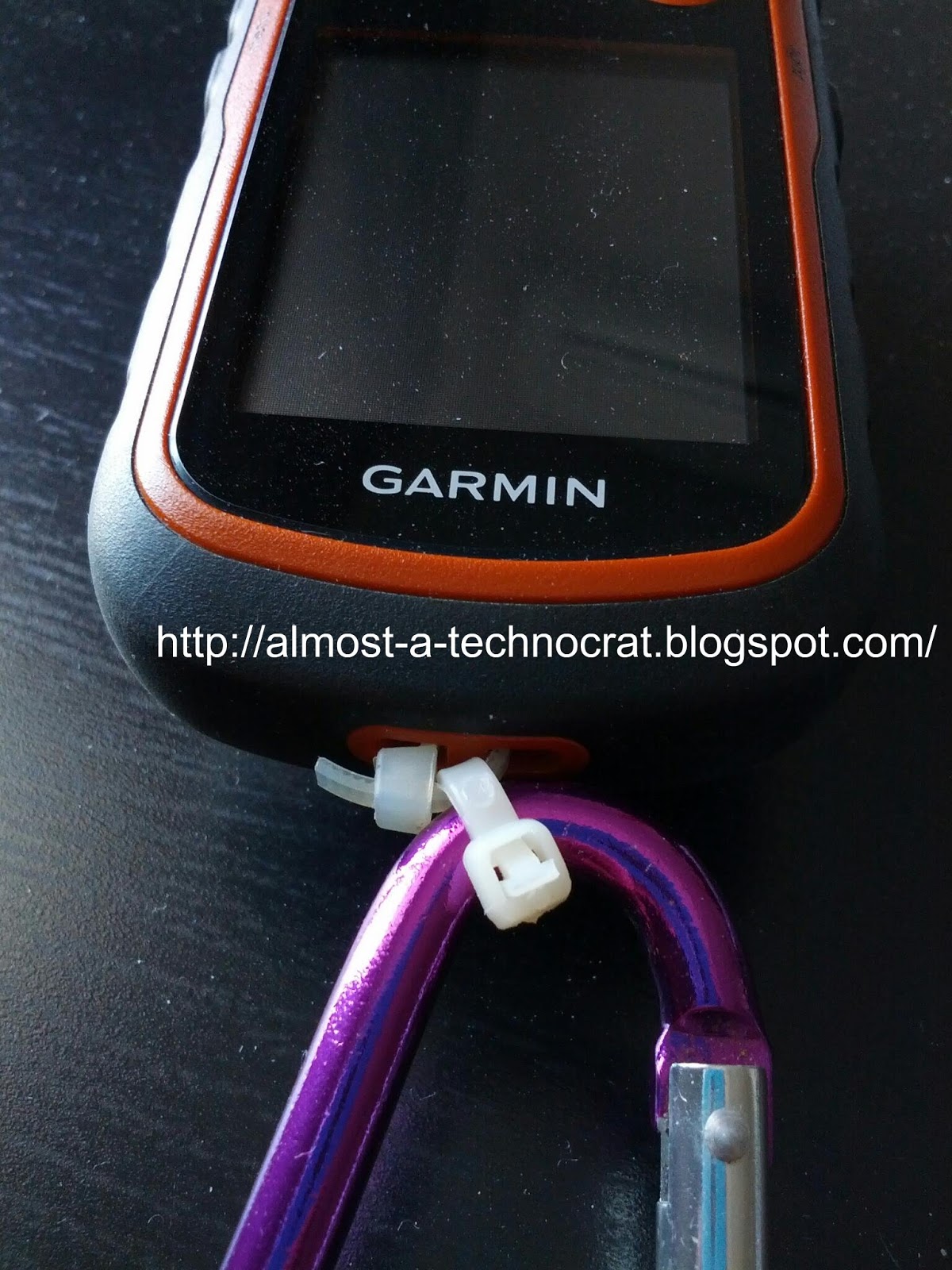 Do it yourself Garmin eTrex 20 carabiner clip