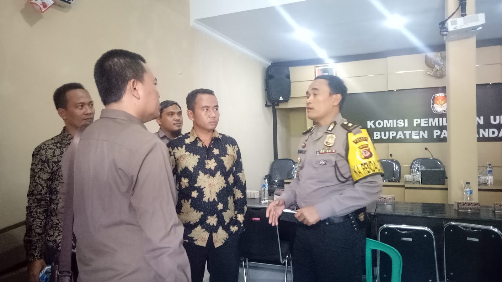 KPU Kabupaten Pangandaran Tanggapi Dugaan Kurang Koordinasi KPU Kabupaten Pangandaran Tanggapi Dugaan Kurang Koordinasi