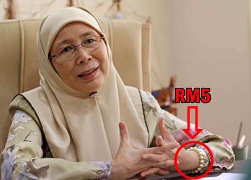 Wan Azizah Mengadu Pada Akhbar Cina, Anwar Beli Mutiara Palsu RM5 Untuknya mutiara-palsu-rm5-wanazizah