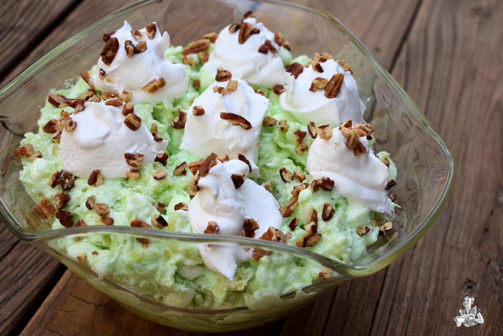 Fantastic Family Favorites Pistachio Pineapple Delight