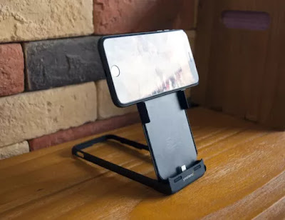 Stand 7 Multifunctional iPhone Case