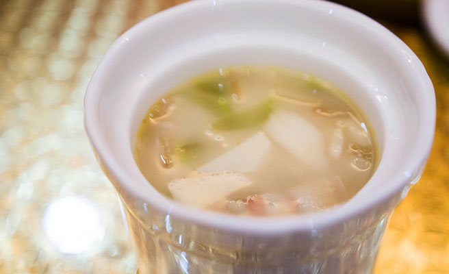 Bamboo shoot soup with pork, Bamboo shoot soup with pork,