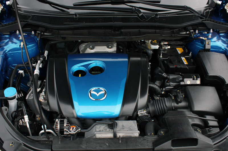 Мазда сх5 двигатель 2. Mazda cx5 engines. Mazda cx5 2.5 engine 2014. Мазда CX 5 2.0 двигатель. Мазда СХ-5 2021 двигатель 2.5.