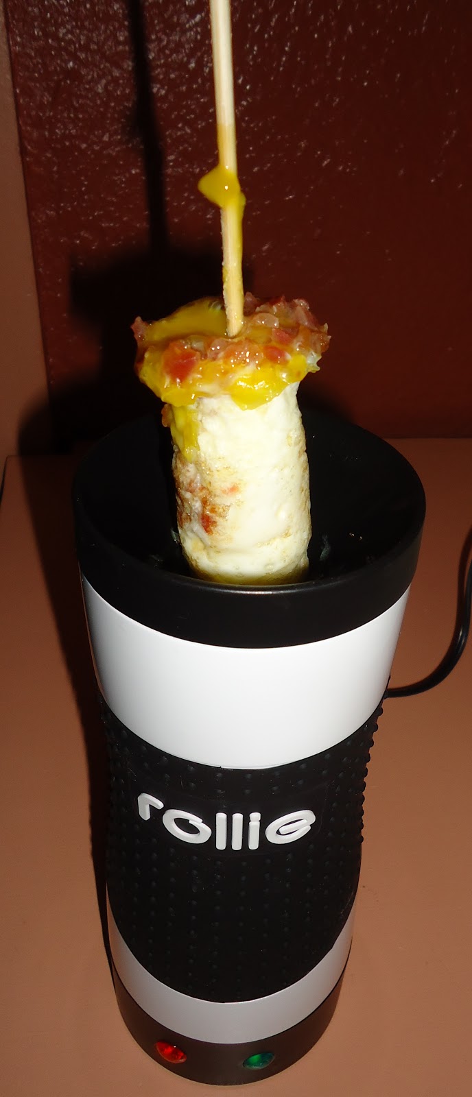 Kitchen Gadget - The Rollie Eggmaster Vertical Grill 