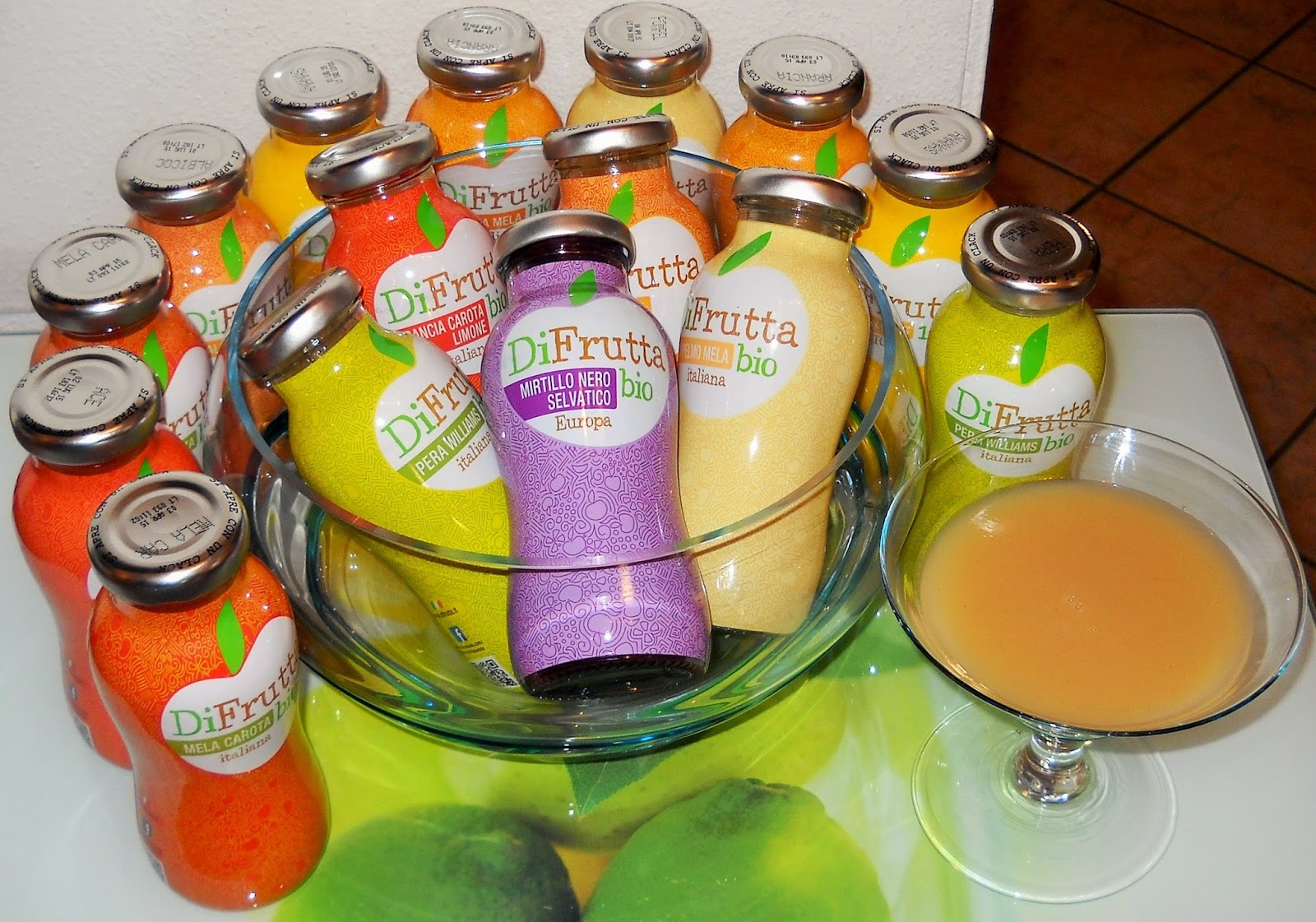 Bevande Fururiste Succhi DiFrutta