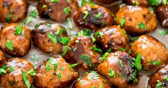 Salisbury Steak Meatballs with Gravy and Mashed Potatoes - CUCINA DE YUNG