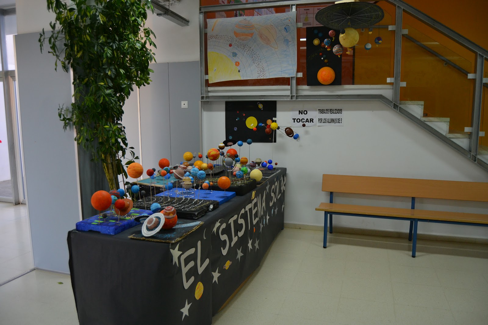 MI CLASE AL DÍA: EXPOSICIÓN: EL SISTEMA SOLAR.