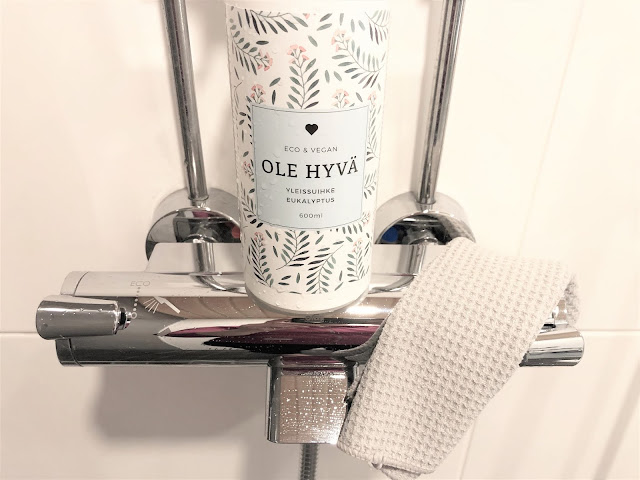 Ole Hyvä yleissuihke puhdistaa täydellisesti myös kylpyhuoneessa ole hyvä luonnontuote yleissuihke suihku