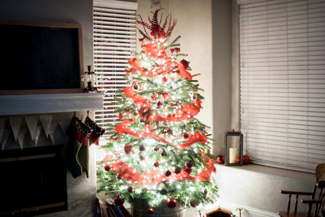 4 Tips For A Kid Friendly Christmas Tree  Christmas Tree Decor Blog