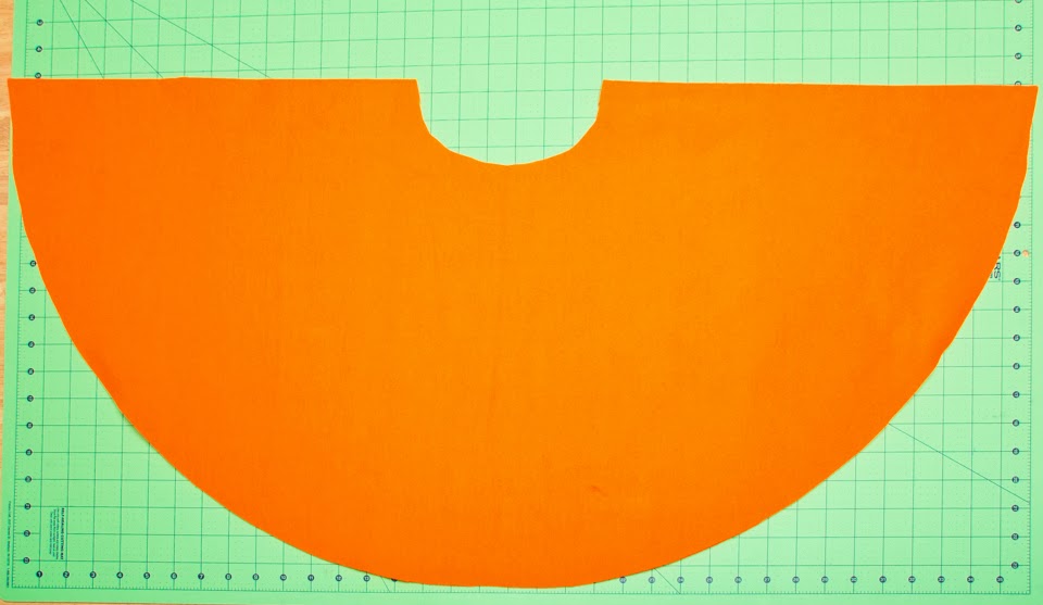Free Cape Pattern and Tutorial - The Cottage Mama Free Cape Pattern and Tutorial - The Cottage Mama