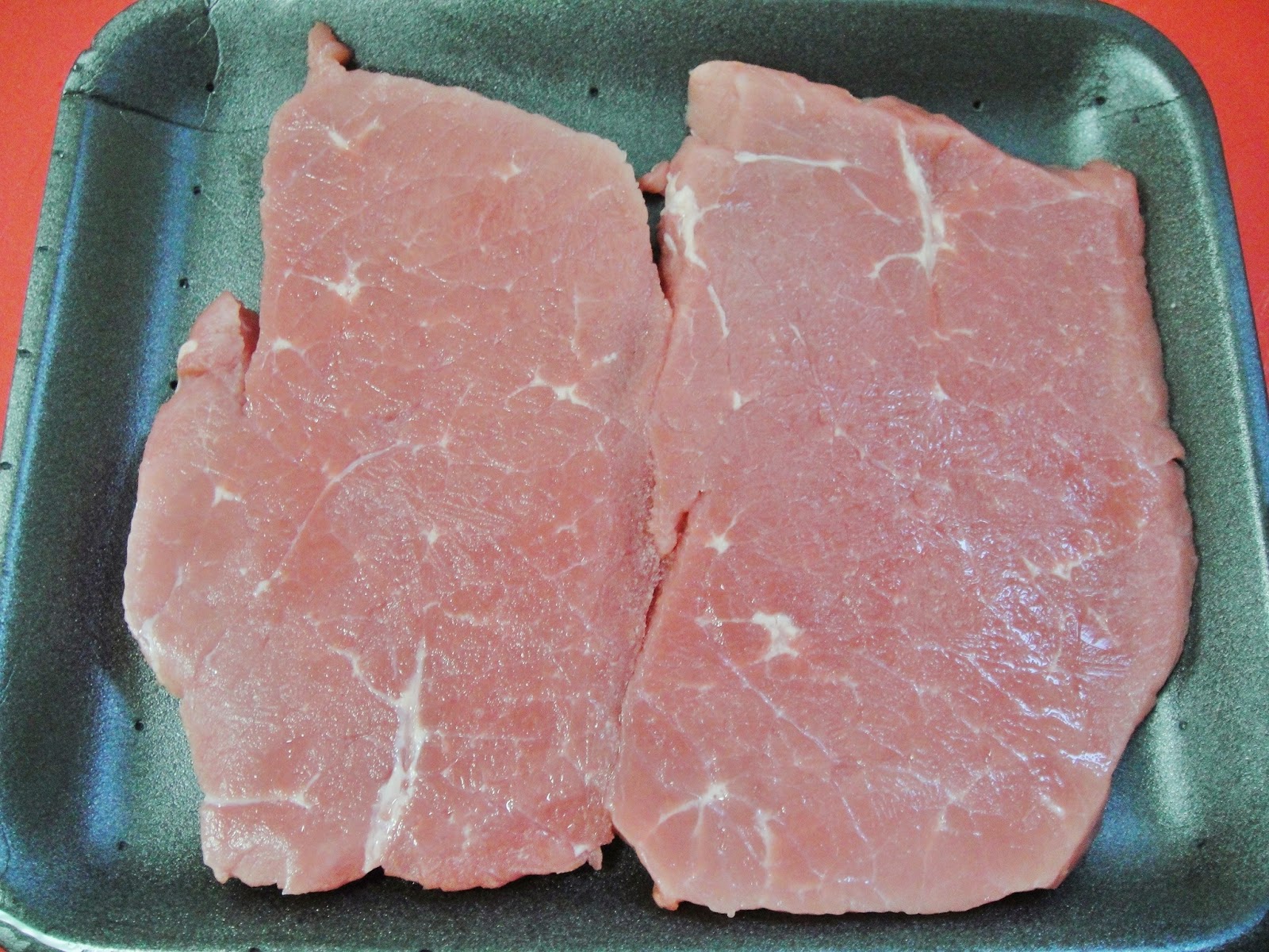 Maryam's Culinary Wonders 731. Steak Escalope with Mushroom Sauce