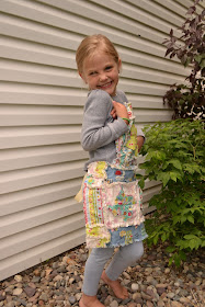 Free Apron Pattern by A Vision to Remember