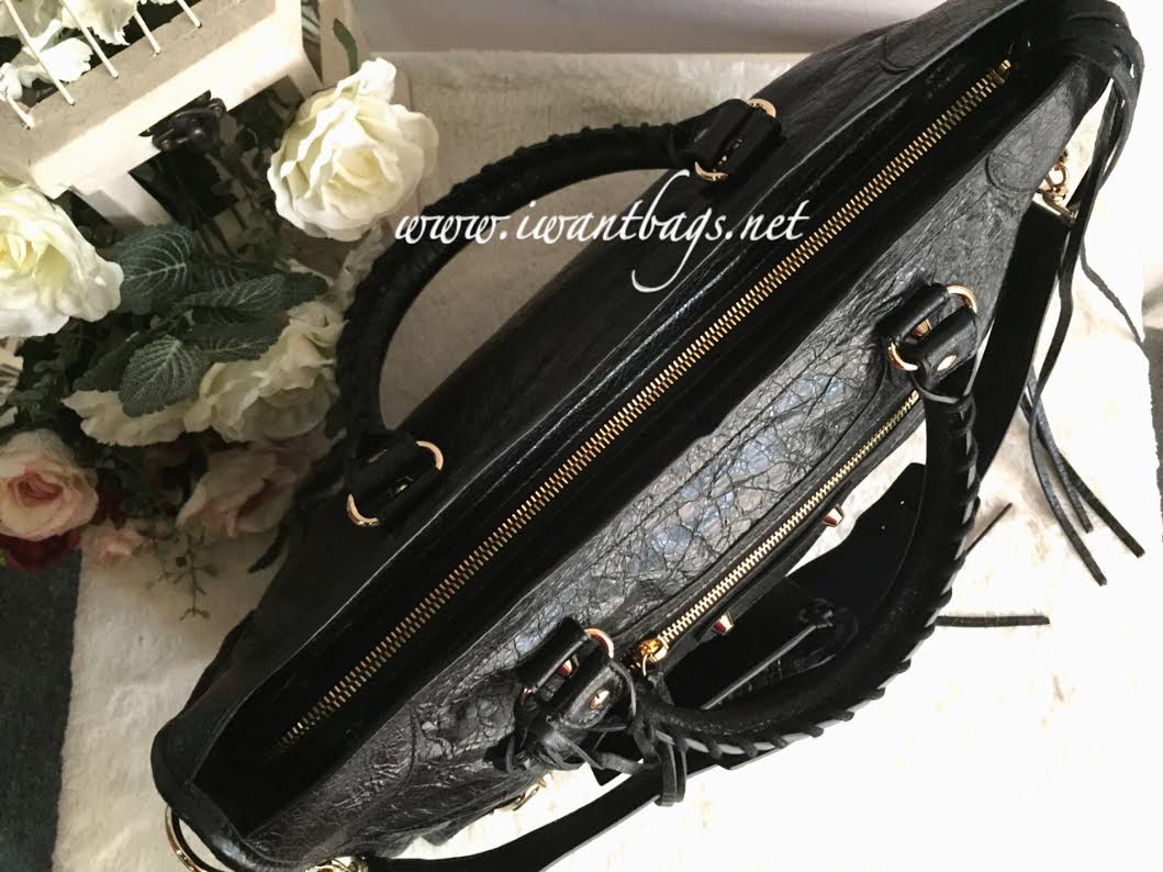 balenciaga classic gold city