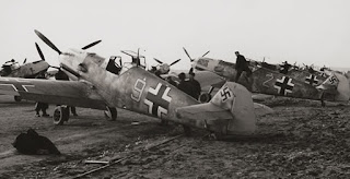 Messerschmitt Bf-109 - Pesawat Penyergap Andalan Nazi Jerman pada Perang Dunia II Messerschmitt Bf-109 - Pesawat Penyergap Andalan Nazi Jerman pada Perang Dunia II