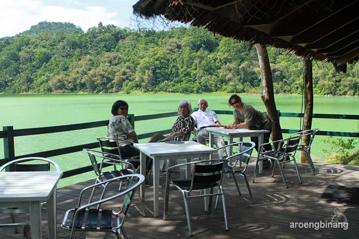 danau linow tomohon sulawesi utara