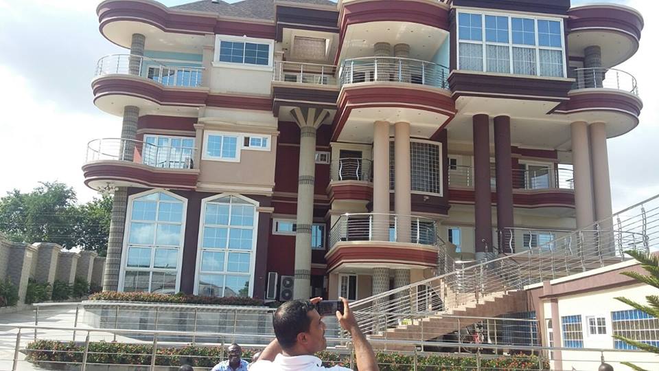 [PHOTOS] believe it or not the most expensive mansion in GHANA. OWNED by Despite and Partner