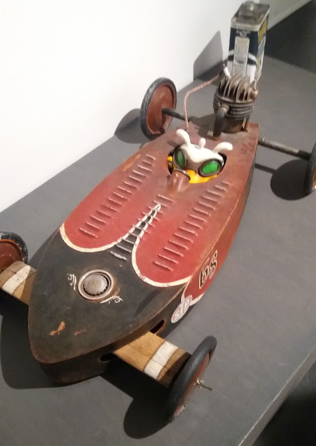 Artist: Tommi Tex Hänninen Pupuankan motorisoitu mäkiauto 2014