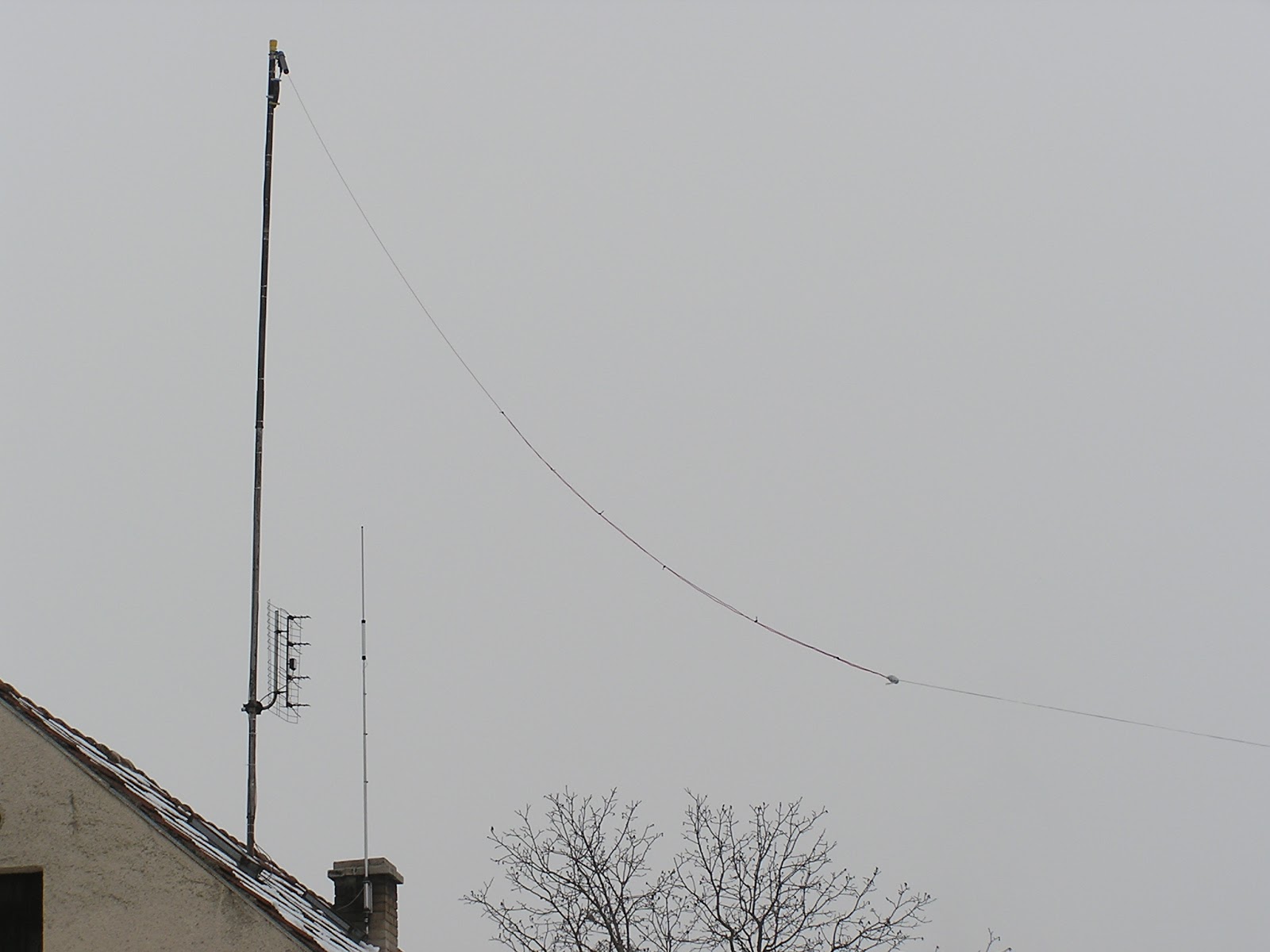 Top band (160m 1.8MHz) DX Operation The half sloper antenna