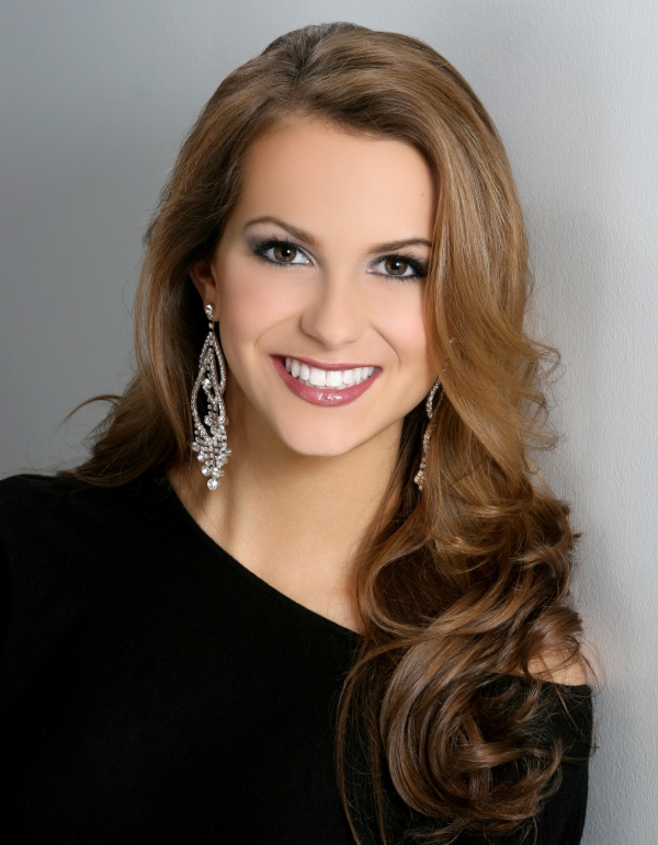 Camille Schrier Crowned National USA Ambassador Teen 2013 Pageant