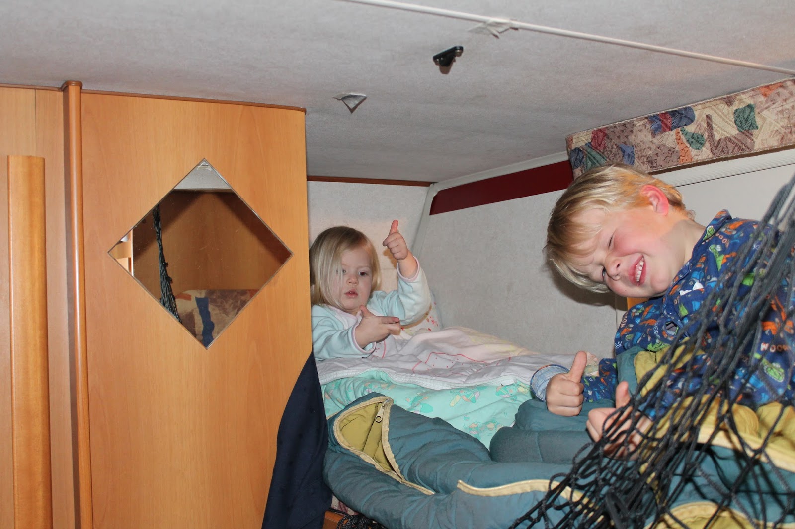 Mobile homework: 20 m2 Bed voor twee peuters