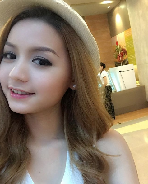 Myanmar famous actress Khin WInt Wah wearing Myanmar Dresses - Burmese Actress and Model Girls