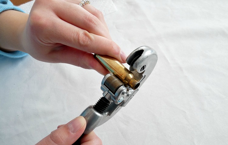 How to cut a shell casing shorter