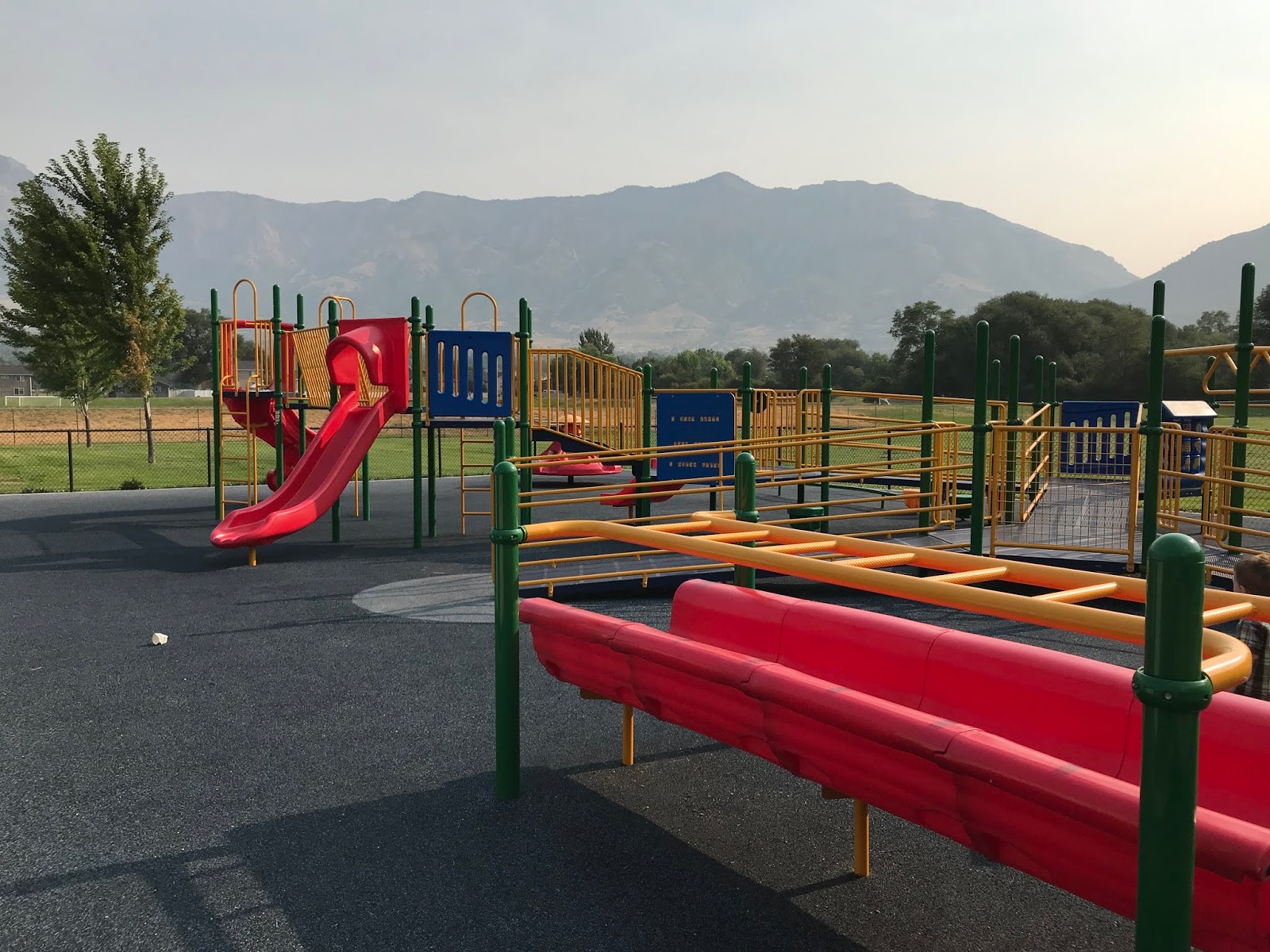 REVIEW OF GREEN ACRES ELEMENTARY, NORTH OGDEN, UT er County