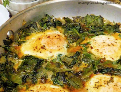Baked Eggs w/ Spinach & Yogurt