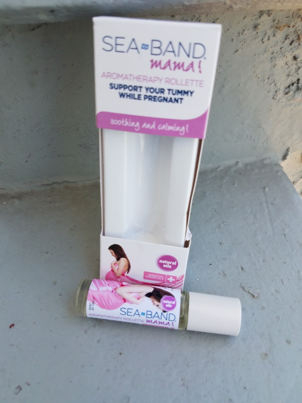 the abcd diaries sea band mama helps ease morning sickness momsmeet sea band how it works